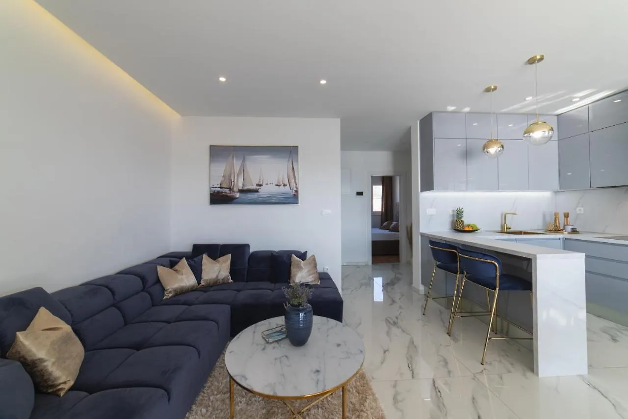Apartman Blue Wave Trogir Croatia